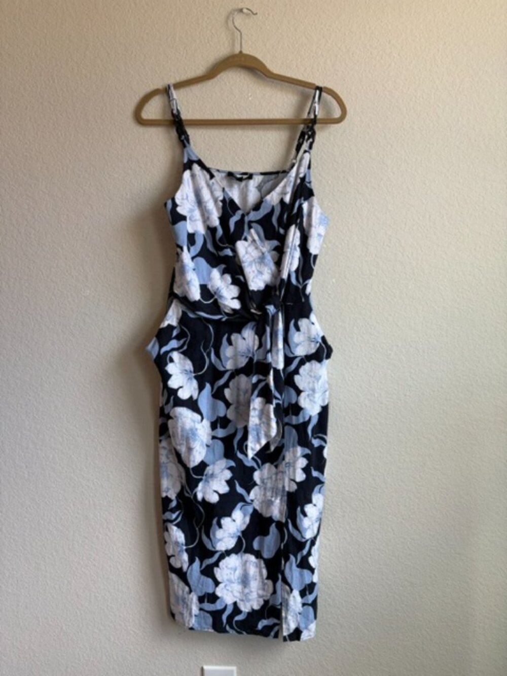NWT Ellen Tracy Women's Floral Print Linen Blend Wrap Style Large Summer Resort - Picture 2 of 11